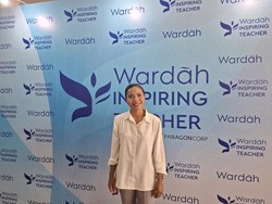 Kisah Inspiratif Guru Adelfiana, 11 Tahun Jadi Guru Honorer Demi Siswa di NTT