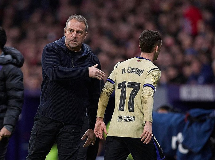 Madrid, Spain - February 12: Hansi Flick, head coach of FC Barcelona and Marc Casado of FC Barcelona gestures during the Copa Del Rey match between Atletico de Madrid and FC Barcelona at Riyadh Air Metropolitano on February 12, 2026 in Madrid, Spain. (Photo by Manu Reino/DeFodi Images/DeFodi via Getty Images)