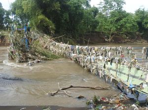 Jembatan Cinta di Jember Putus Diterjang Banjir