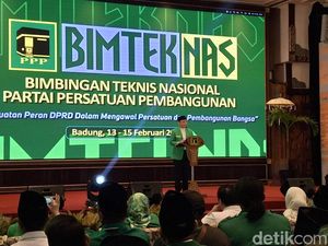 Mardiono Minta Anggota DPRD Fraksi PPP Utamakan Kepentingan Rakyat