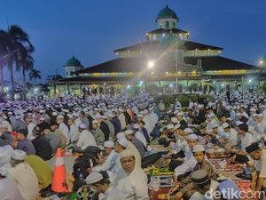 Gelaran Khidmat Haul Guru Zuhdi ke-6, Perkiraan 1,2 Juta Jemaah Hadir