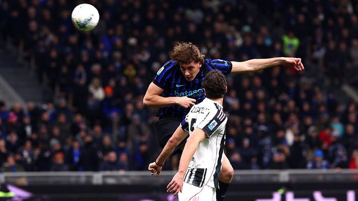 Inter Milan menang 3-2 atas Juventus dalam lanjutan Serie A