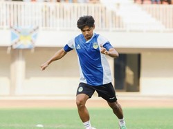 Winger PSIM Riyatno Abiyoso Ternyata Hobi Mancing, Ini Spot Favoritnya