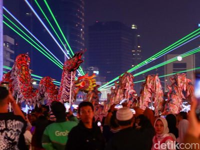 Bundaran HI Berpesta, Imlek Hadirkan Atraksi Spektakuler di Jantung Jakarta