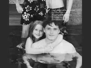 Harper Beckham Kirim Pesan Cinta untuk Brooklyn di Tengah Konflik Keluarga