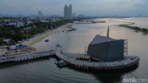 Melihat Progres Masjid Apung Pertama di Jakarta, Ikonik dan Ramah Lingkungan
