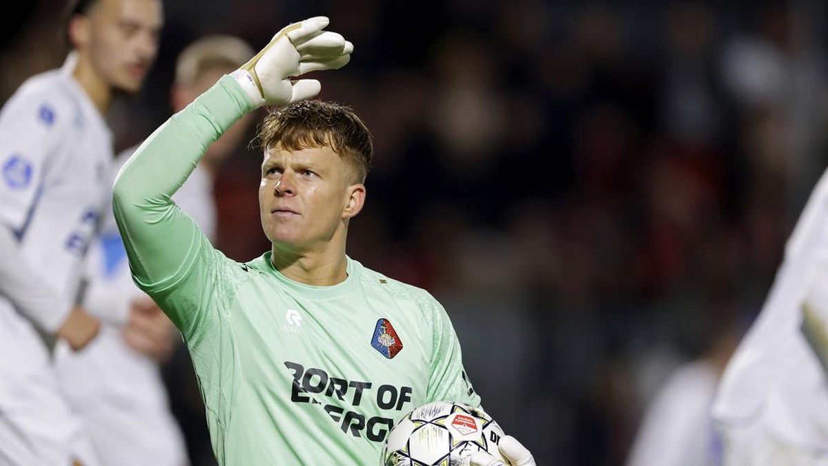 Kiper Telstar Ronald Koeman Jr. (Foto: Getty Images/Soccrates Images)
