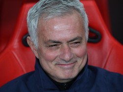 Mau Latih Real Madrid Lagi, Mourinho?