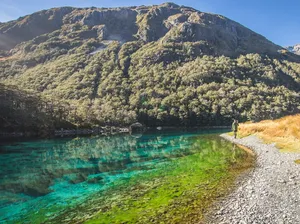 Duh, Danau Paling Jernih di Dunia Terancam oleh Wisatawan