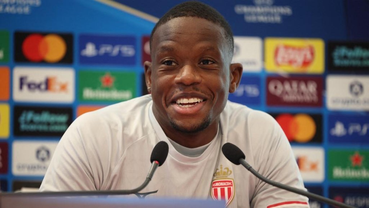 Denis Zakaria menegaskan AS Monaco harus bermain sempurna saat menjamu Paris Saint-Germain. (Foto: AFP/VALERY HACHE)