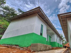 Senyum Warga Arjasari Tempati Rumah Baru Usai Longsor