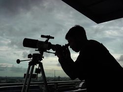 Dimulai Sejak Era Soekarno, Begini Sejarah Sidang Isbat