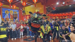 Potret Kerukunan dan Kemeriahan Perayaan Imlek di Sukabumi-Cianjur