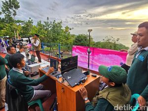 Kisah Pemburu Hilal di Cibeas, Rela Menginap demi Lihat Sabit Ramadan