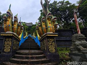 Wajah Teduh Imlek di Vihara Nam Hai Kwan Se Im Pu Sa Sukabumi