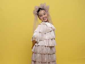 Abella Debut Lewat Tick Tock, Warna Baru Musik Anak Indonesia