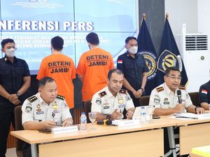 Imigrasi Jambi Deportasi 2 WNA Yaman Saat Hendak Bikin Paspor Indonesia