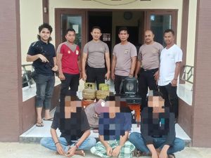 Polisi Ringkus 3 Sekawan Usai Congkel Rumah Warga di Dompu