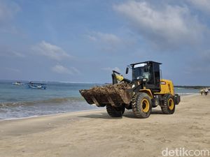 Miris, 90 Persen Sampah di Pantai Kelan Stirofoam dan Plastik