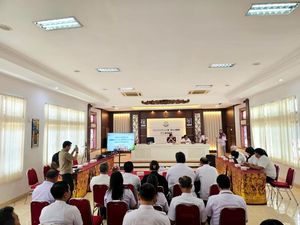 Pemkab Serahkan SK Forum Kepatuhan Program BPJS ke Kejari Gianyar
