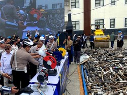 Polda Jabar Musnahkan 4.500 Knalpot Brong: Cegah Konflik Sosial