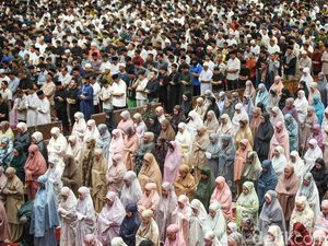 Tarawih Perdana Ramadan 1447 H, Ribuan Jamaah Penuhi Masjid Istiqlal