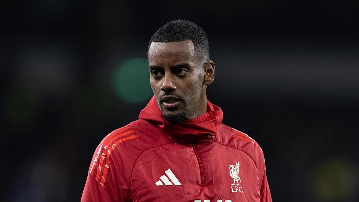 Transfer Alexander Isak mengacaukan musim Liverpool. (Foto: Getty Images/Visionhaus)