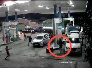Detik-detik Remaja Dikejar-Tewas Ditikam 6 Kali di SPBU Jalanjang Bulukumba
