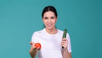 Jangan Cuma Lip Balm! 7 Makanan Ini Bisa Mengatasi Bibir Kering saat Puasa