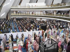 Bacaan Bilal Tarawih dan Witir 23 Rakaat Lengkap Doa Kamilin