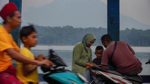 Ngabuburit Sambil Nikmati Alam di Ranu Klakah