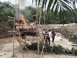 Respons Warga, Polres Kuansing Sisir PETI di 3 Desa dan Musnahkan Dompeng