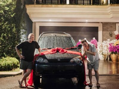 Raffi Ahmad Syok Dapat Mobil Kenangan dari Gading Marten: Emosional Banget!