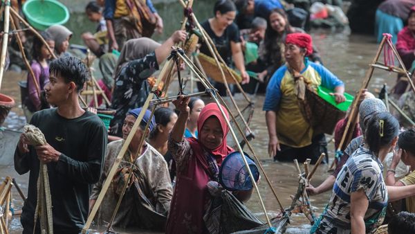 Tangkap Ikan Bersama di Situ Citaman, Tradisi Marak Pererat Silaturahim Warga
