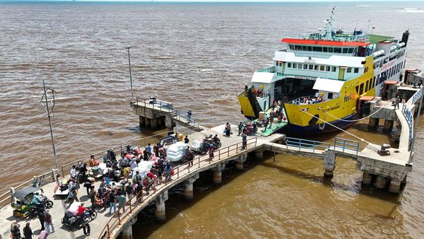 Tradisi Mudik Awal Ramadan, Warga Padati Pelabuhan Meulaboh-Sinabang