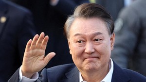 Eks Presiden Korsel Yoon Suk Yeol Dibui 2 Tahun Gegara Polling