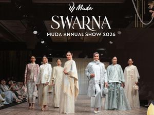 Gelar Fashion Show Bertajuk SWARNA, MUDA Pamerkan Koleksi Raya 2026