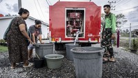 Distribusi Air Bersih untuk Warga Terdampak Bencana di Aceh Tamiang