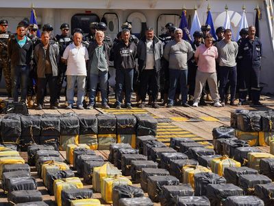 Angkatan Laut Sita 6,6 Ton Kokain di Samudra Pasifik