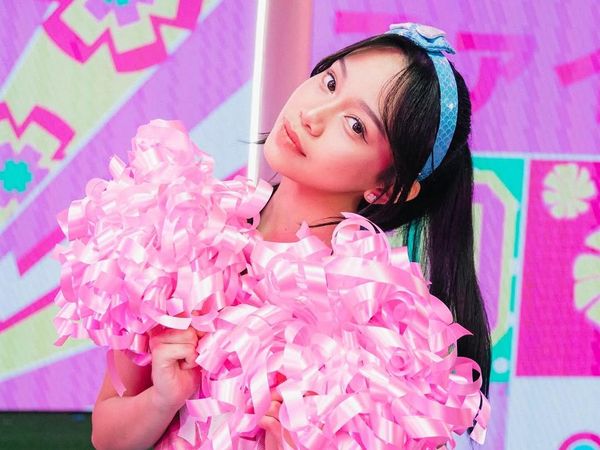 Manajemen Tangguhkan Aktivitas Gendis JKT48 Usai Viral Foto Bersama Cowok