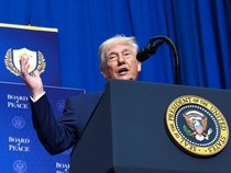 Video: Trump Pamer Penjualan Tiket Piala Dunia di Rapat Board of Peace