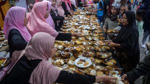 Kampoeng Ramadan Tangerang Bagikan 700 Porsi Buka Puasa Gratis
