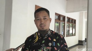 Pemkot Solo Putuskan Sanksi Petugas Kelurahan Pengumbar Dokumen Rio Haryanto
