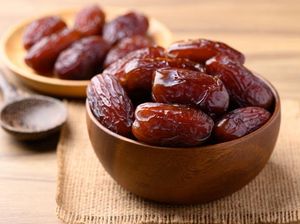 Kurma dari Kerajaan Saudi Dibagikan Kepada Ribuan Penerima Manfaat di Berbagai Negara