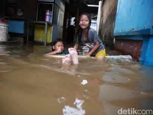 Video Pramono Ungkap Penyebab Banjir Jakarta Capai 1,5 Meter