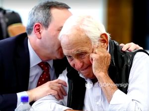 Video Bos Victorias Secret Diancam Dibunuh Pengacaranya gegara soal Epstein