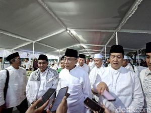 Gus Yahya Resmikan 36 Dapur MBG Milik NU di NTB, Target Punya 1.000 SPPG