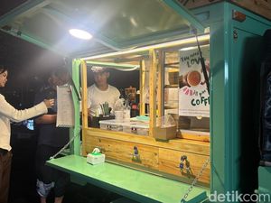Kopi, Bajaj Tua dan Mimpi di Atas Jalanan Bandung