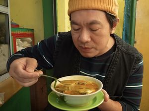 Melki Bajaj Jelajah Kuliner Legendaris Jakarta, 3 Menu Ini Bikin Penasaran!