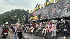 Ngabuburit di Pasar Kodam Brawijaya Surabaya